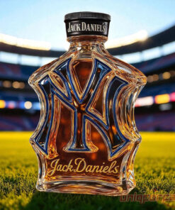 New York Yankees Classic Baseball Legacy Limited Edition Whiskey Bottle