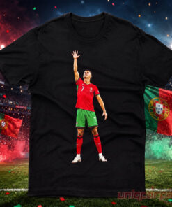 Cristiano Ronaldo CR7 Portugal Reaching For The World Cup Trophy Meme Shirt