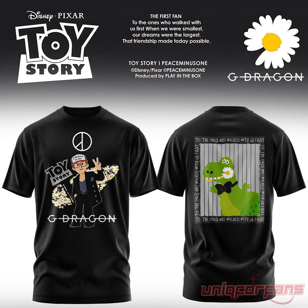 G-Dragon × Toy Story 5 Daisy Rex Artwork Edition T-Shirt G-Dragon × Toy Story 5 Daisy Rex Artwork Edition T-Shirt