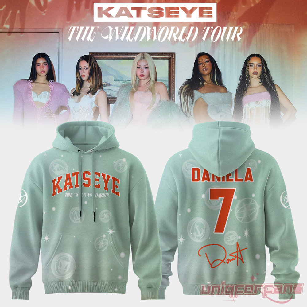 KATSEYE THE WILDWORD TOUR Exclusive Edition Hoodie KATSEYE THE WILDWORD TOUR Exclusive Edition Hoodie